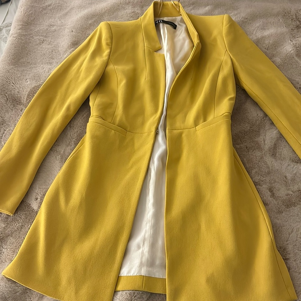 Zara yellow blazer